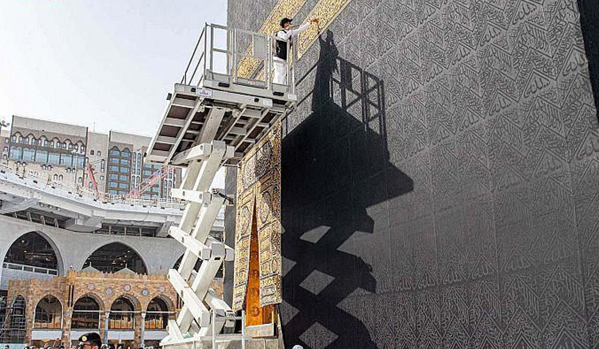 Kaaba at the Grand Mosque in Makkah